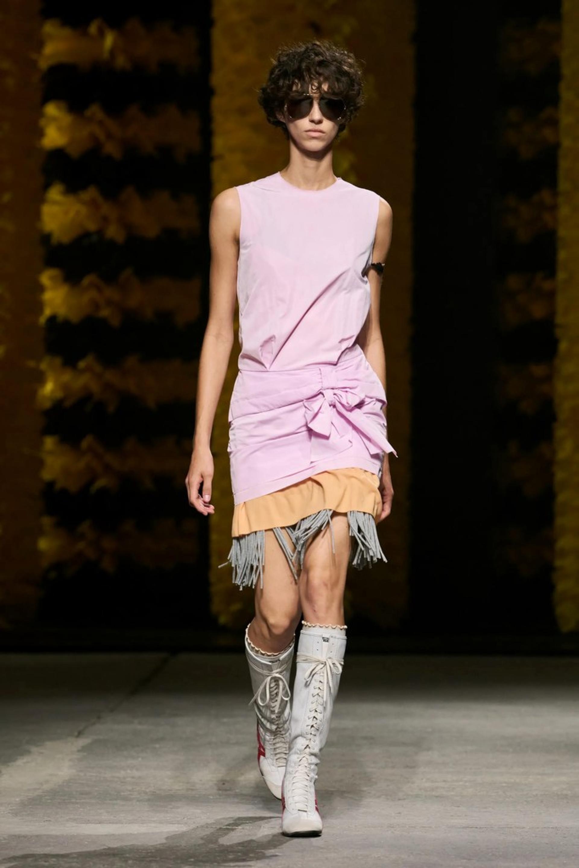 00045-onitsuka-tiger-spring-2027-ready-to-wear-credit-gorunway.jpg